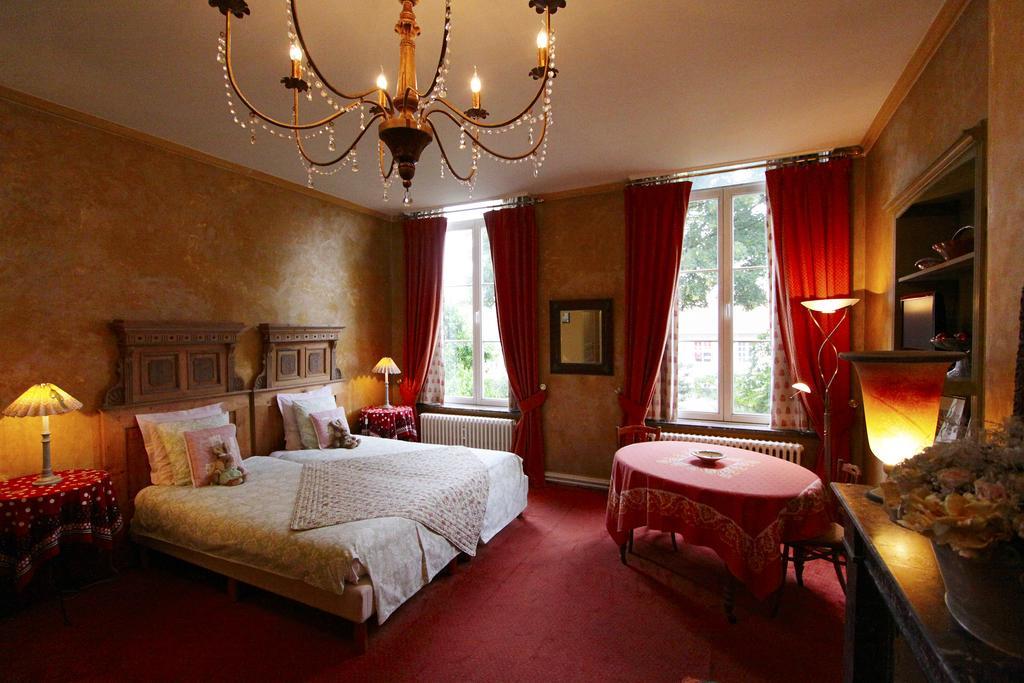 Home Fleuri Guesthouse บรูจส์ ห้อง รูปภาพ