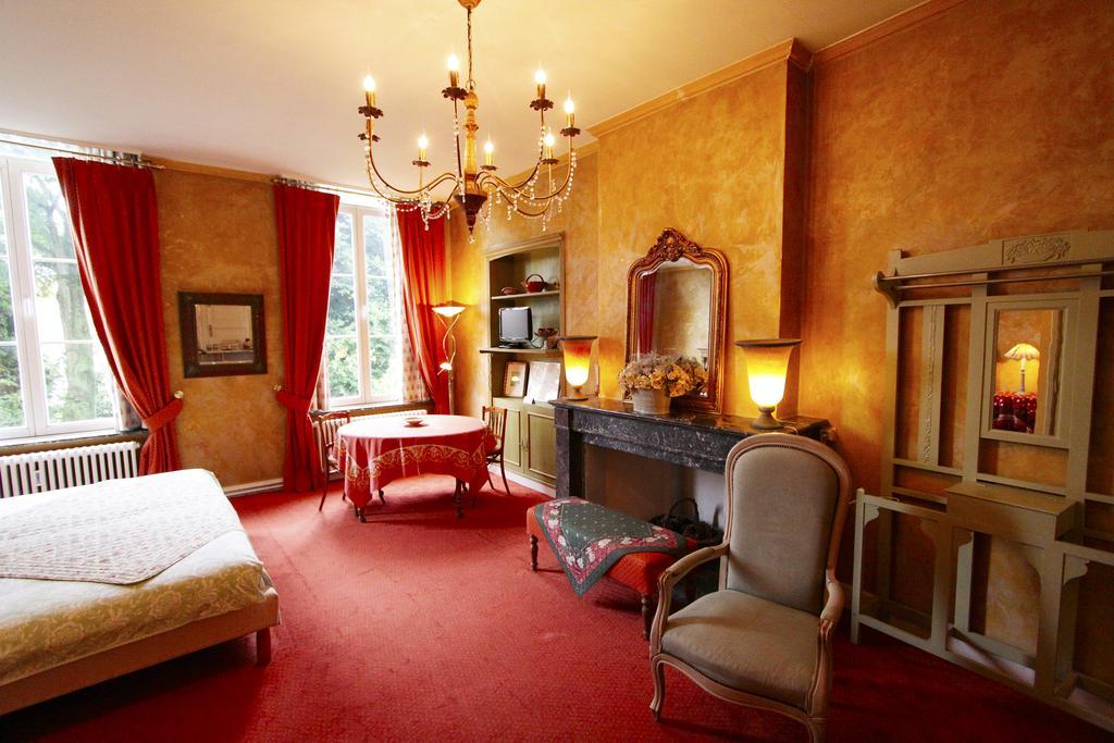 Home Fleuri Guesthouse บรูจส์ ห้อง รูปภาพ